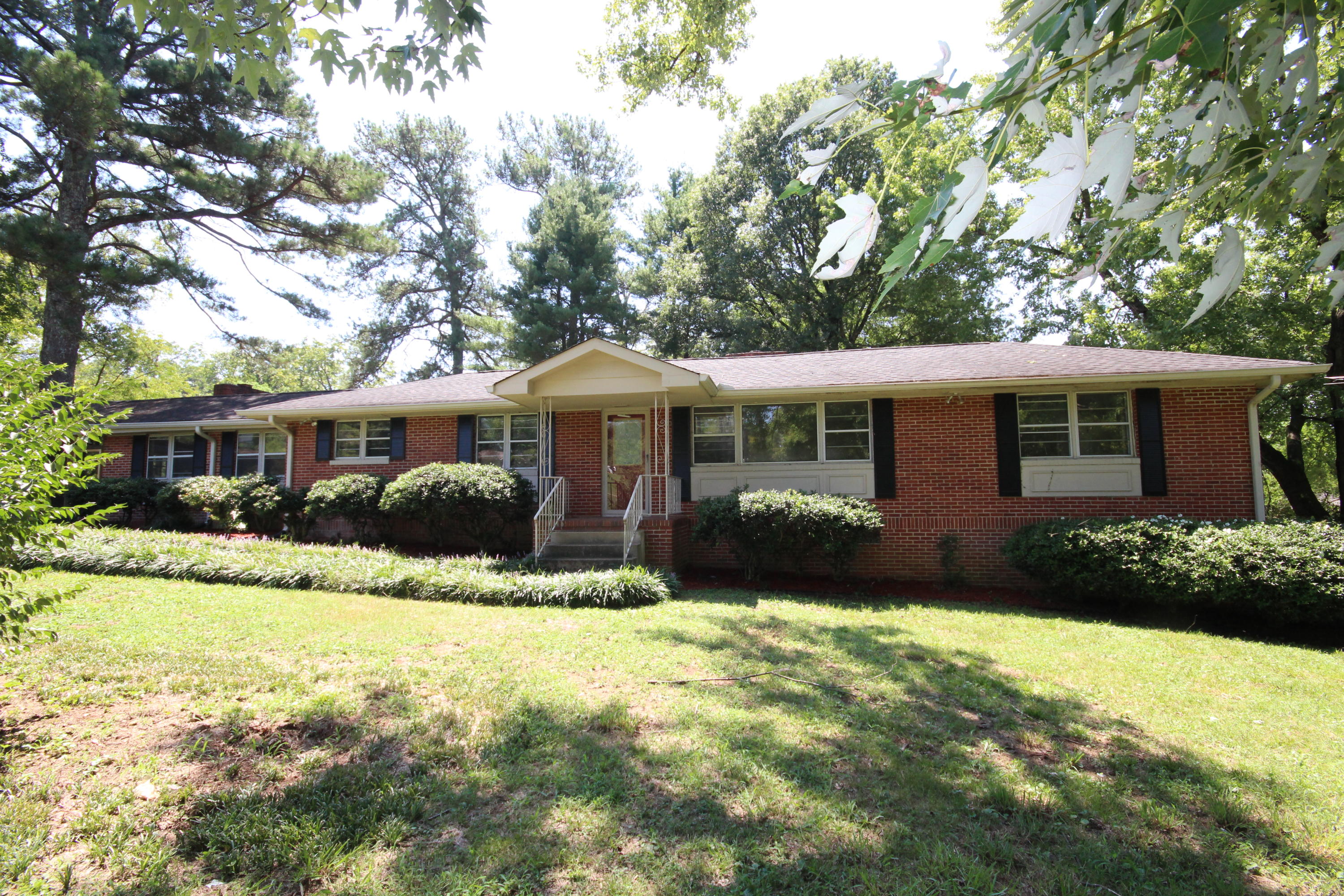 6850 Longview Road Chattanooga, TN 37421 - Photo 1 of 17 IMG_1975