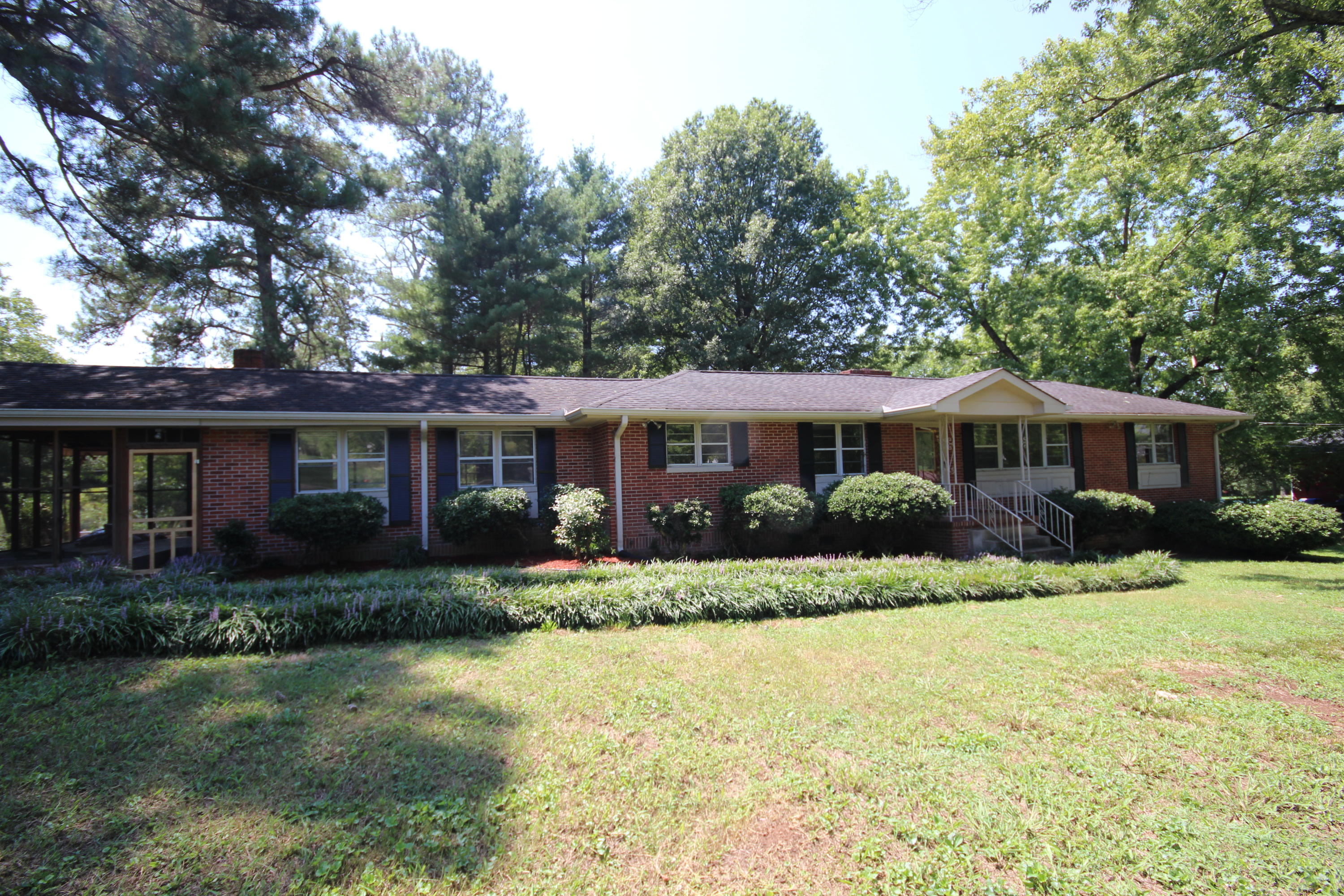 6850 Longview Road Chattanooga, TN 37421 - Photo 2 of 17 IMG_1974
