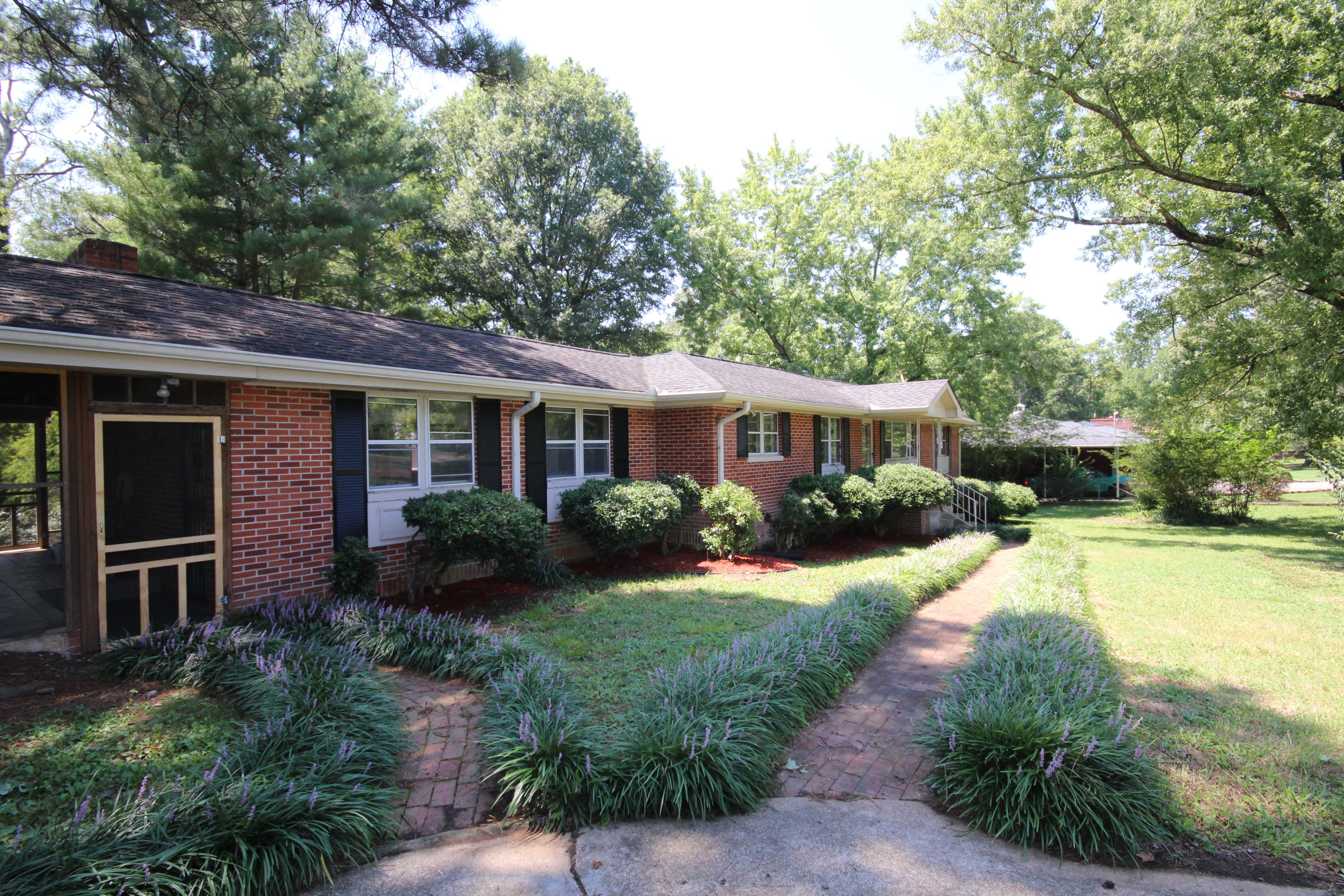 6850 Longview Road Chattanooga, TN 37421 - Photo 3 of 17 IMG_1990