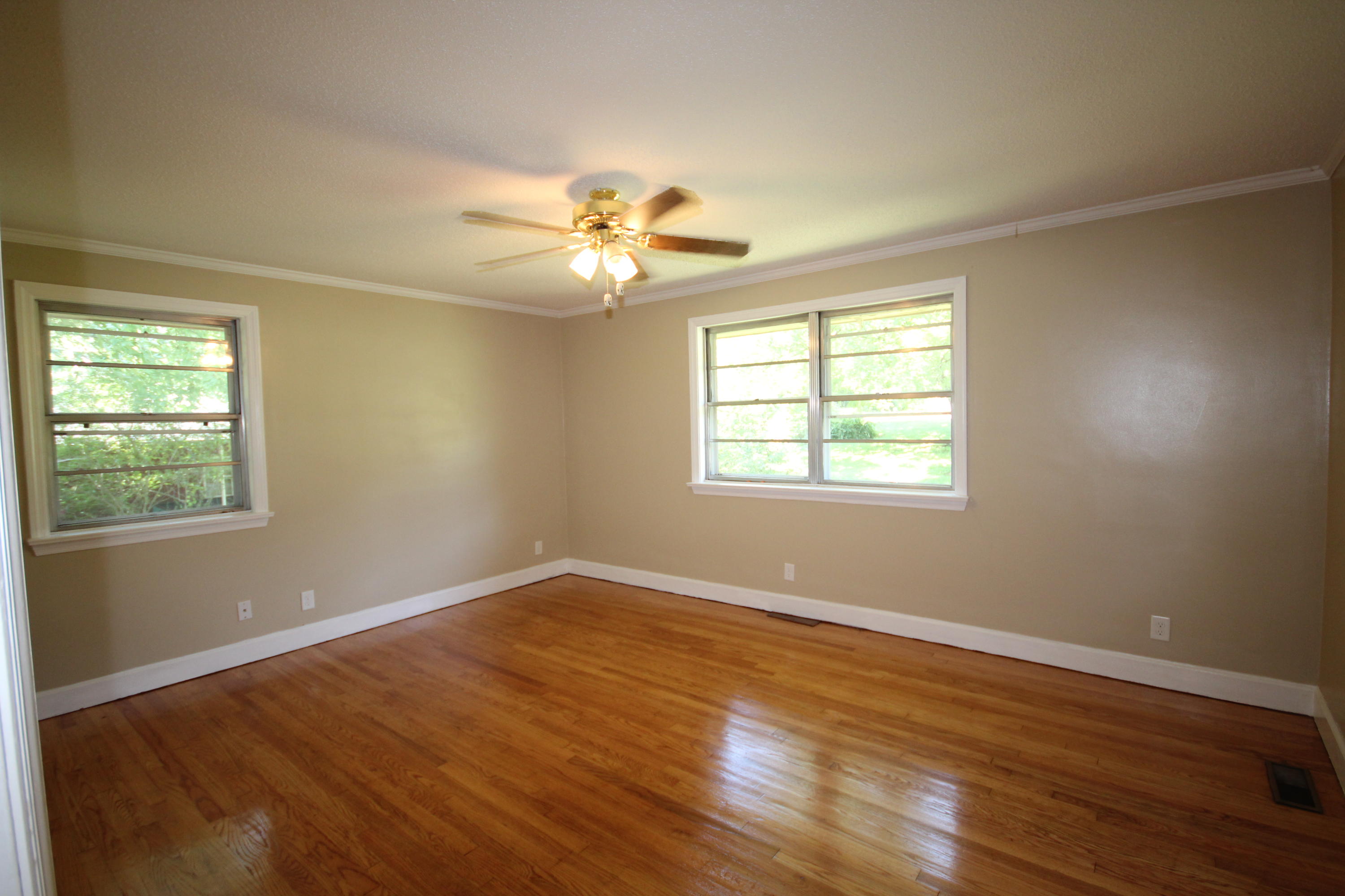 6850 Longview Road Chattanooga, TN 37421 - Photo 9 of 17 IMG_1980