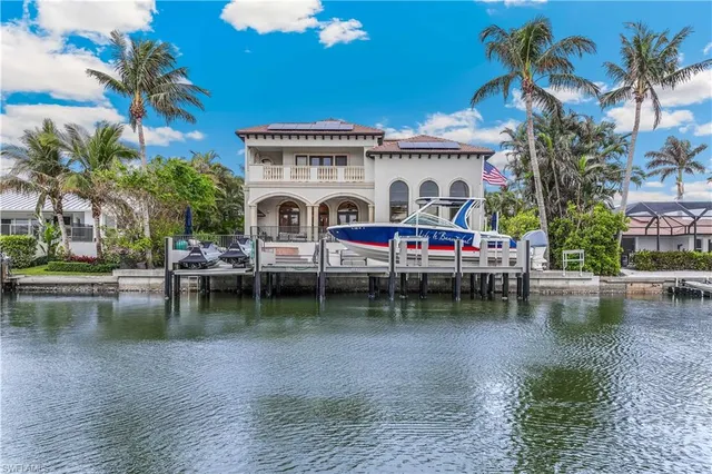 $4,950,000 | 280 Egret Avenue, Naples, FL 34108