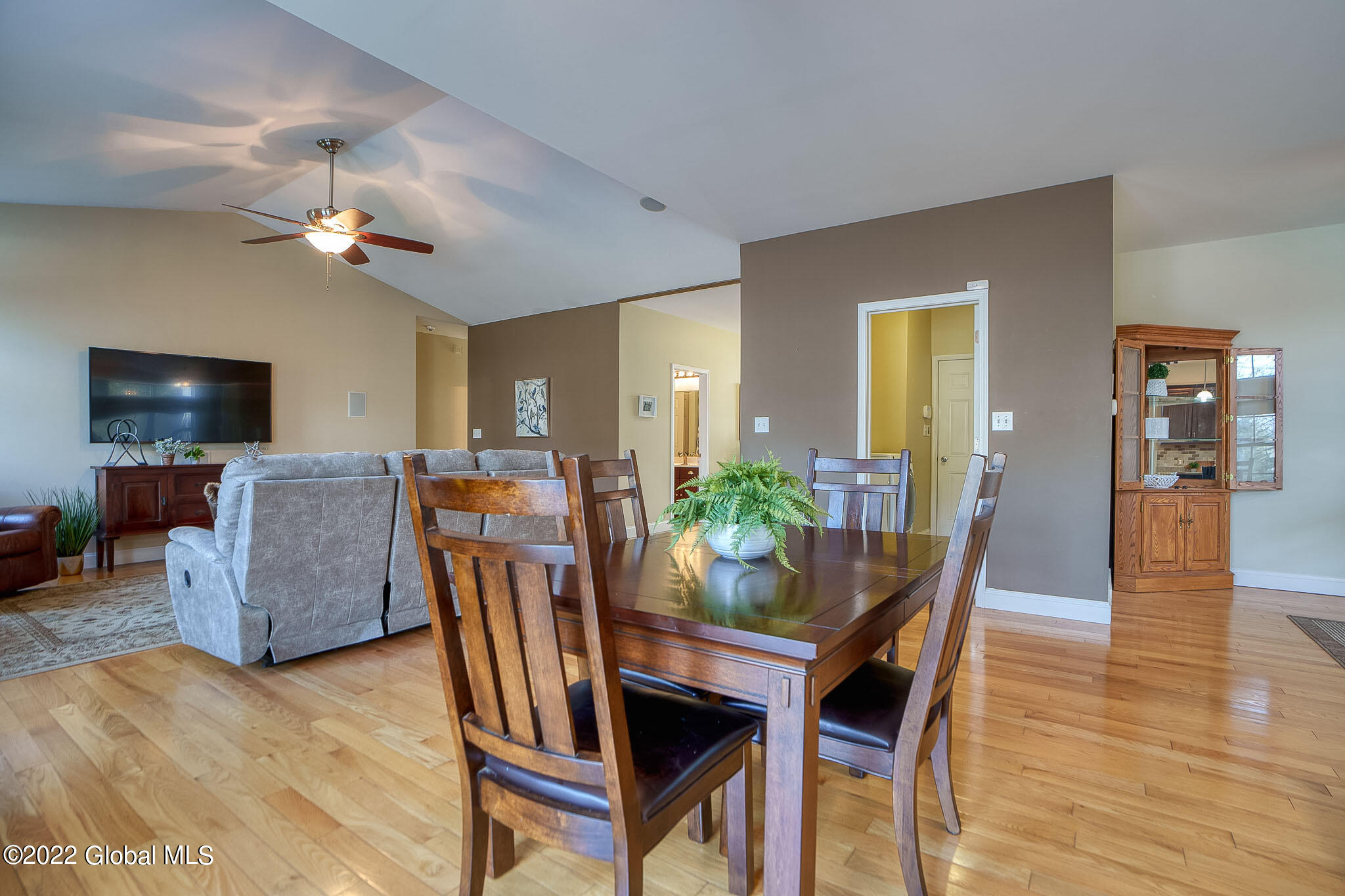 44 Ridge Road East Greenbush, NY 12144 - Photo 13 of 34 041-44-Ridge-Rd