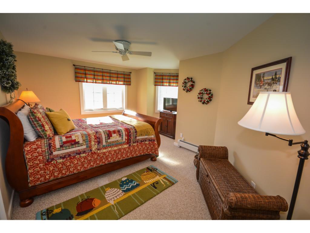 39 A Kingswood Road, Unit A West Dover, VT 05356 - Photo 9 of 11 Gallery Image 9