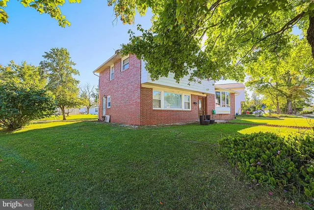 $2,950 | 6820 Cherokee Drive, Baltimore, MD 21209