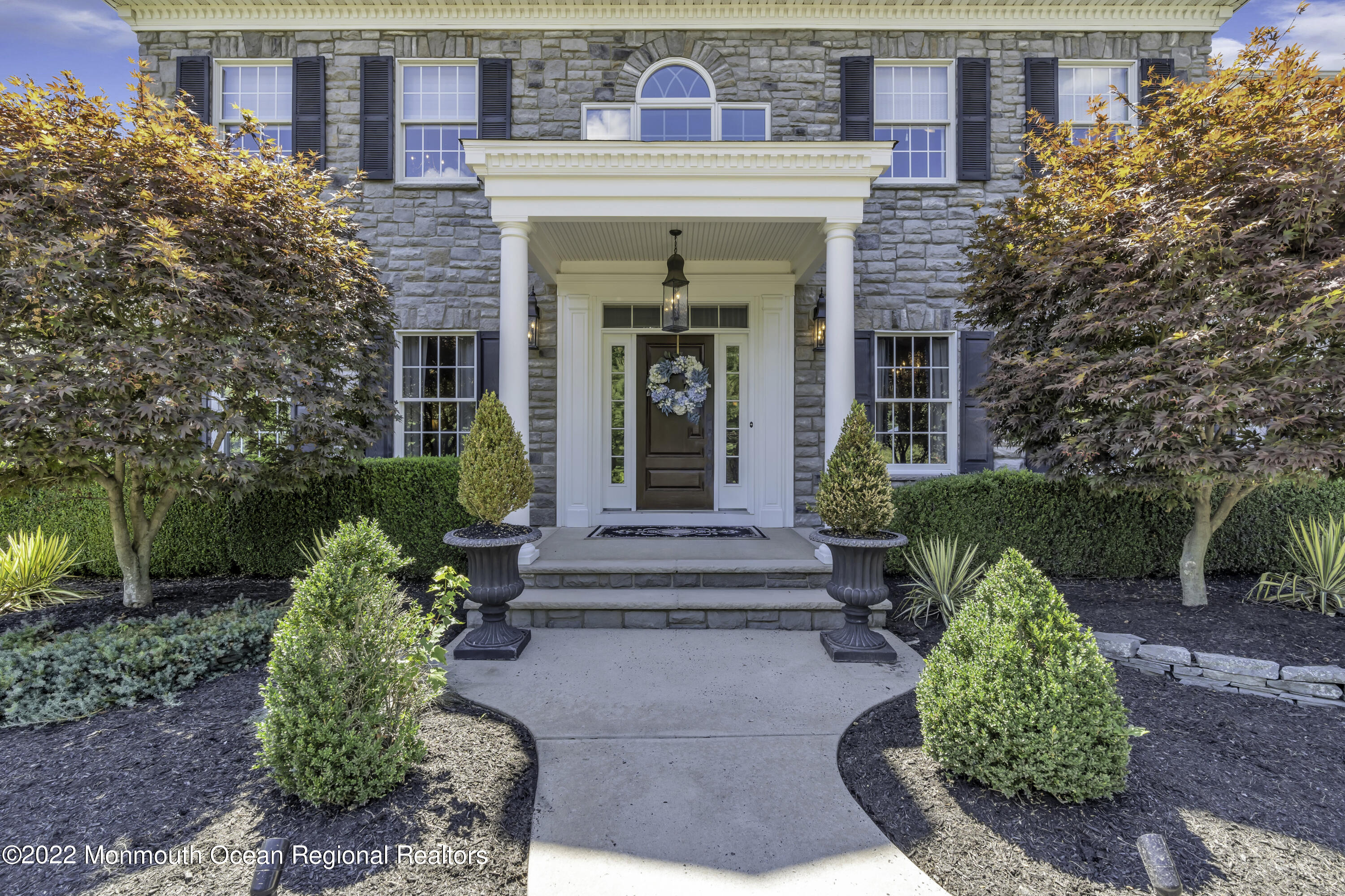 23 Thompson Grove Road Freehold, NJ 07728 - Photo 3 of 46 015_dsc09936