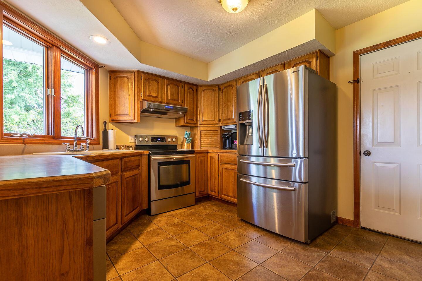 22095 Bolender Pontious Road Circleville, OH 43113 - Photo 20 of 35 51