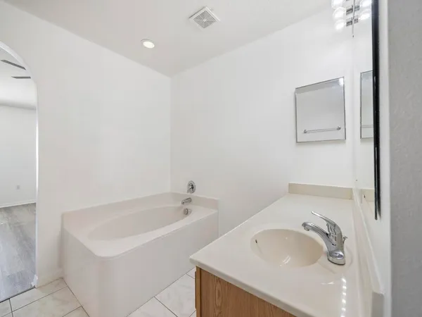 $3,000 | 981 Southwest McElroy Avenue, Port St. Lucie, FL 34953