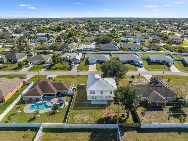 $3,000 | 981 Southwest McElroy Avenue, Port St. Lucie, FL 34953