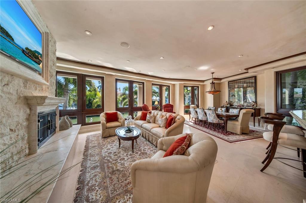 2233 Forrest Lane Naples, FL 34102 - Photo 24 of 49