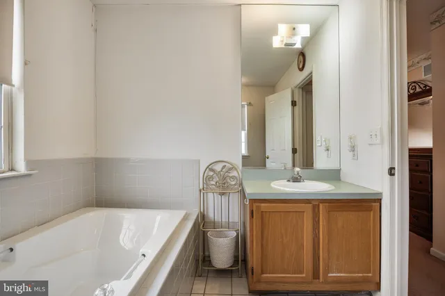 $539,900 | 33 Colts Gait Road, Marlton, NJ 08053