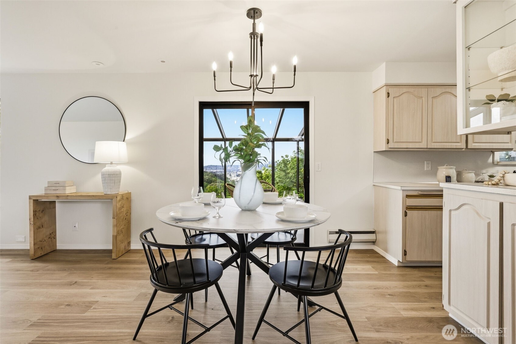 622 Southwest Othello Street Seattle, WA 98106 - Photo 6 of 39