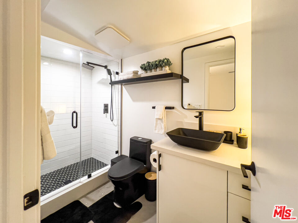 801 Daly Road, Unit 801 Ojai, CA 93023 - Photo 14 of 16