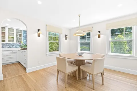 $4,150,000 | 39 Fairbanks Avenue, Wellesley, MA 02481