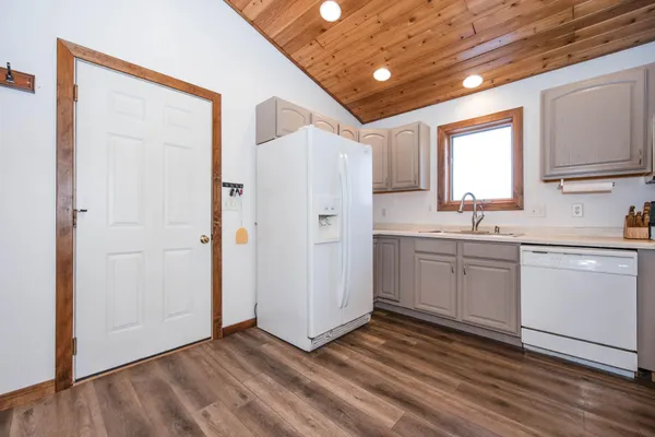 $299,000 | 513 N Street East, Detroit Lakes, MN 56501