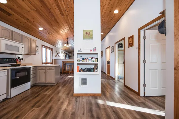 $299,000 | 513 N Street East, Detroit Lakes, MN 56501