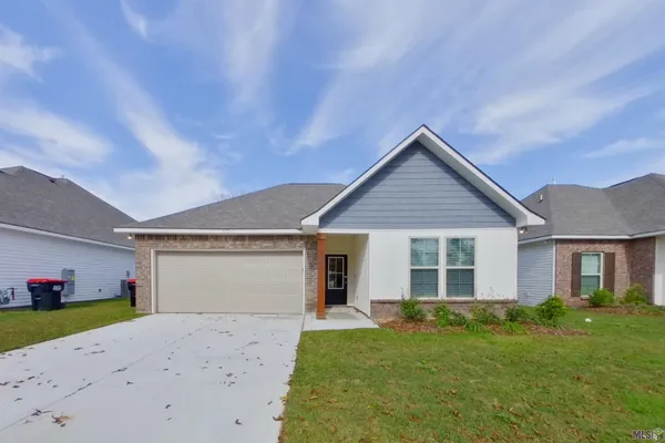 $1,945 | 111 Salvat Drive, Lafayette, LA 70507