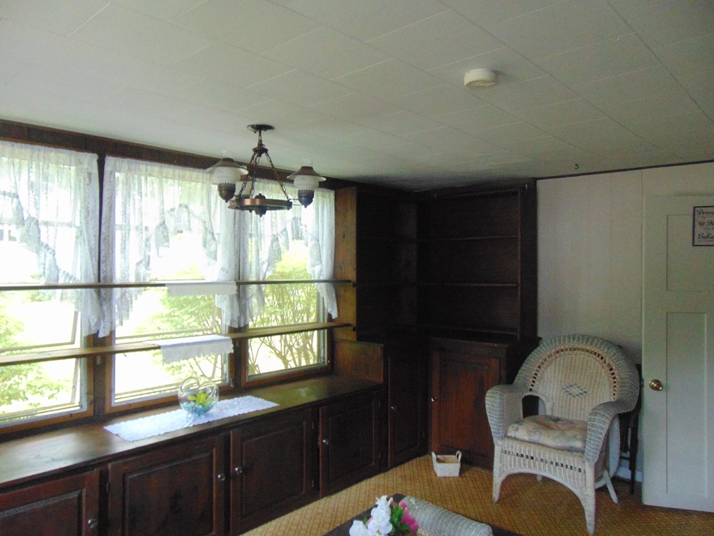 3132 Cranberry Highway, Unit 56 Wareham, MA 02538 - Photo 8 of 20 a view of a livingroom with furniture window and wooden floor