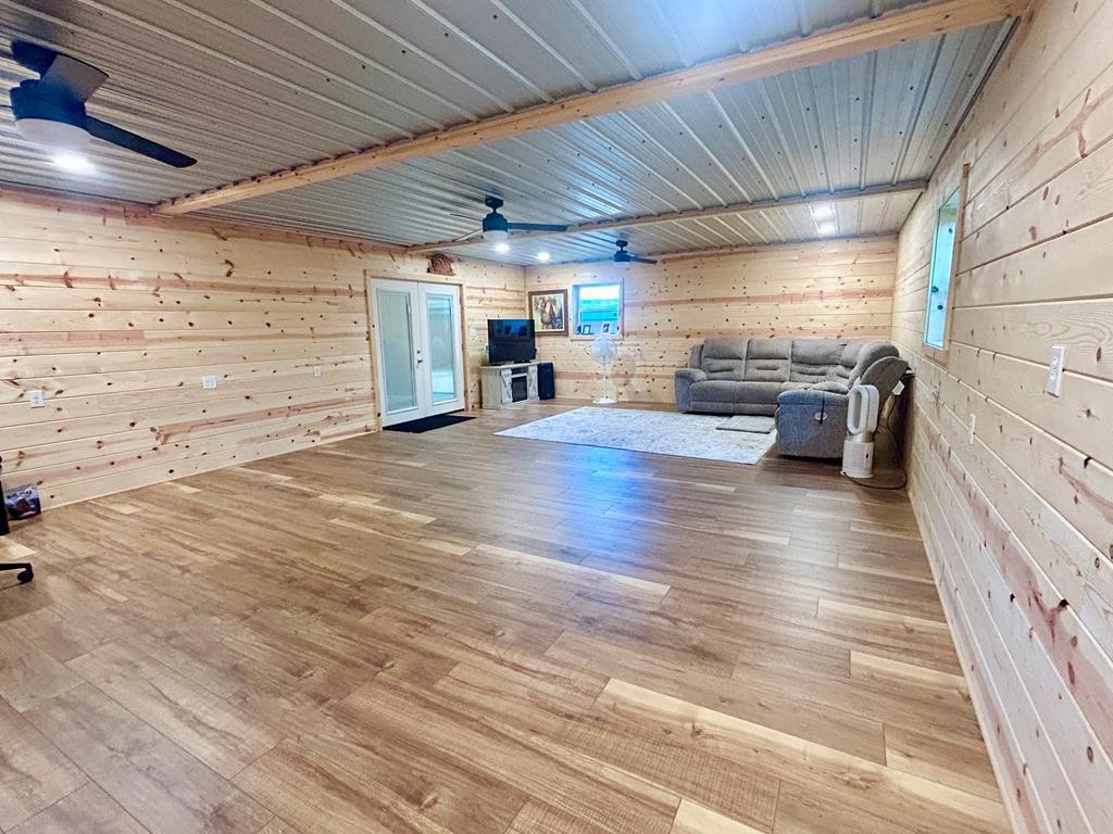 2260 Oakdale Road Camden, TN 38320 - Photo 5 of 18