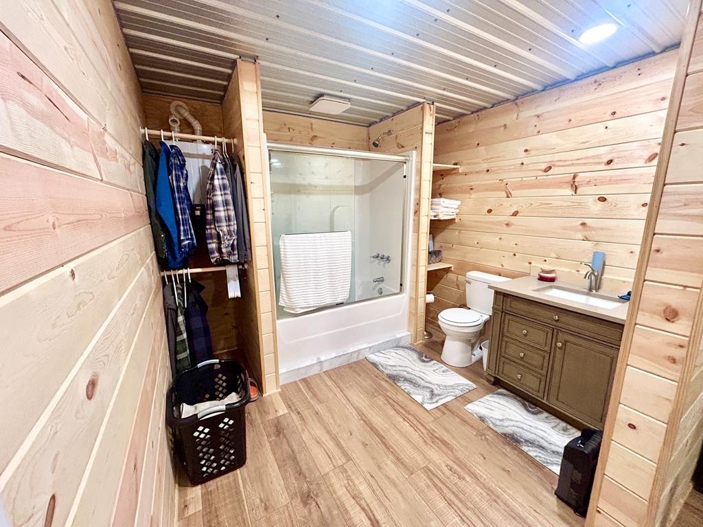 2260 Oakdale Road Camden, TN 38320 - Photo 8 of 18