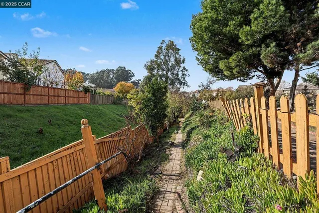 $1,038,300 | 5701-5701 Oakmont Drive, Richmond, CA 94806