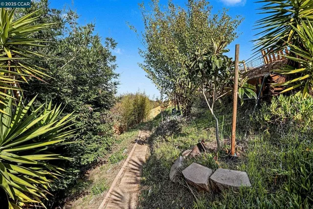 $1,038,300 | 5701-5701 Oakmont Drive, Richmond, CA 94806