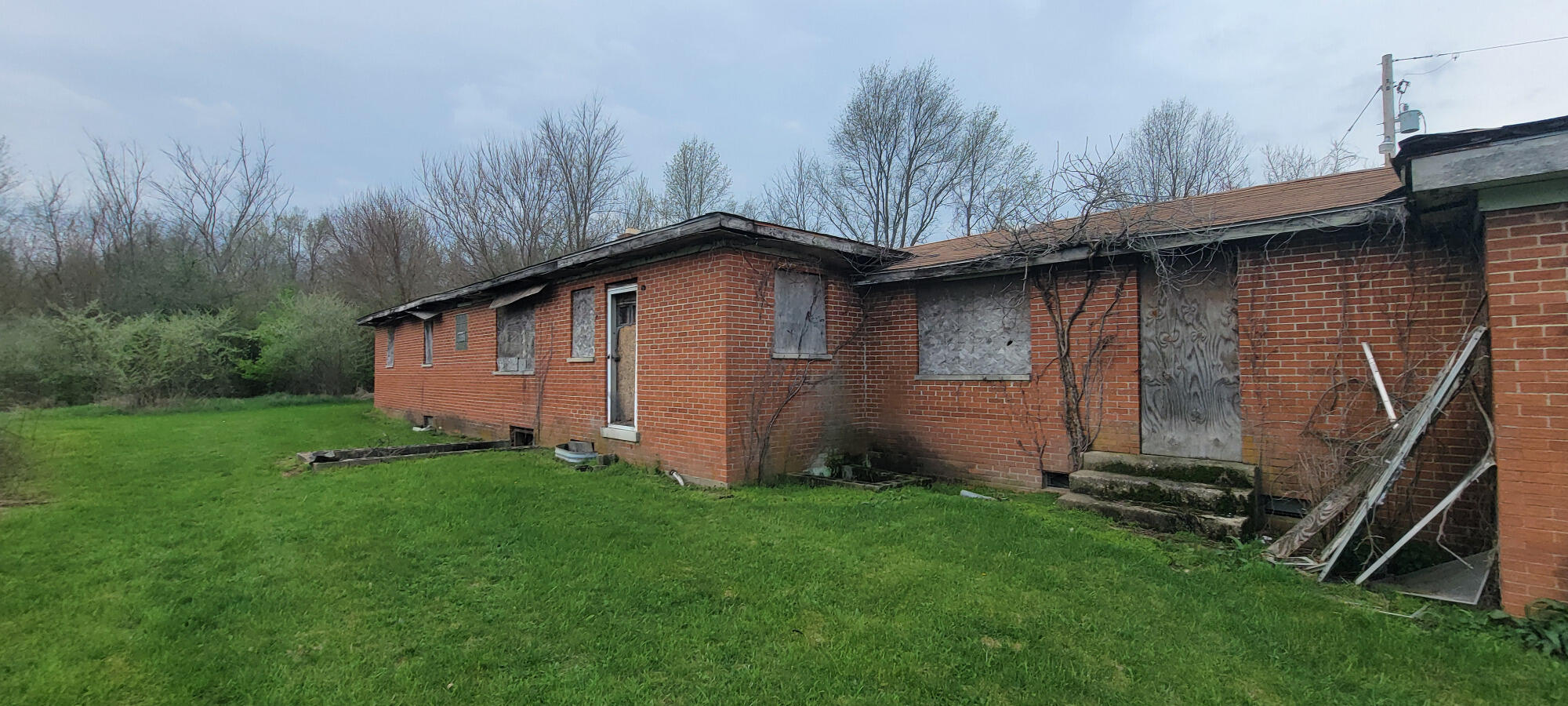 10153 West 600 North Rochester, IN 46975 - Photo 11 of 50 2000x900