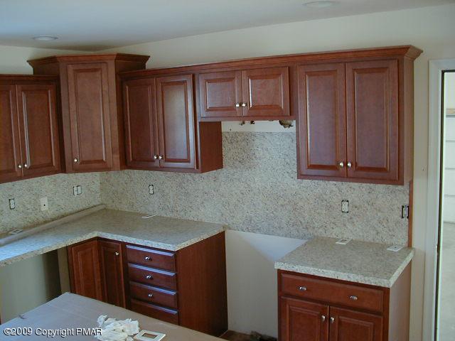 1209 Reynolds Road Albrightsville, PA 18210 - Photo 9 of 20 Kitchen