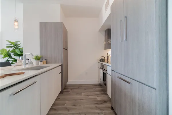 $5,500 | 111 Southeast 1st Avenue, Unit 512, Delray Beach, FL 33444