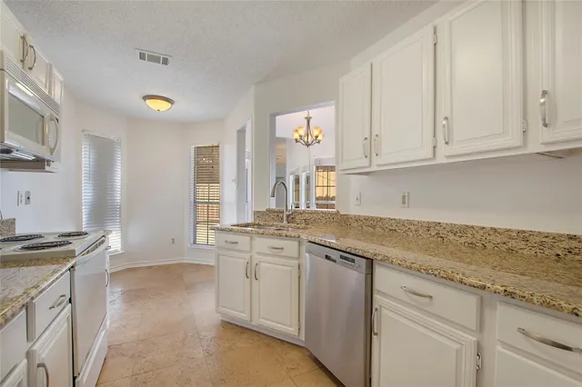 $2,250 | 18143 Whispering Gables Lane, Dallas, TX 75287