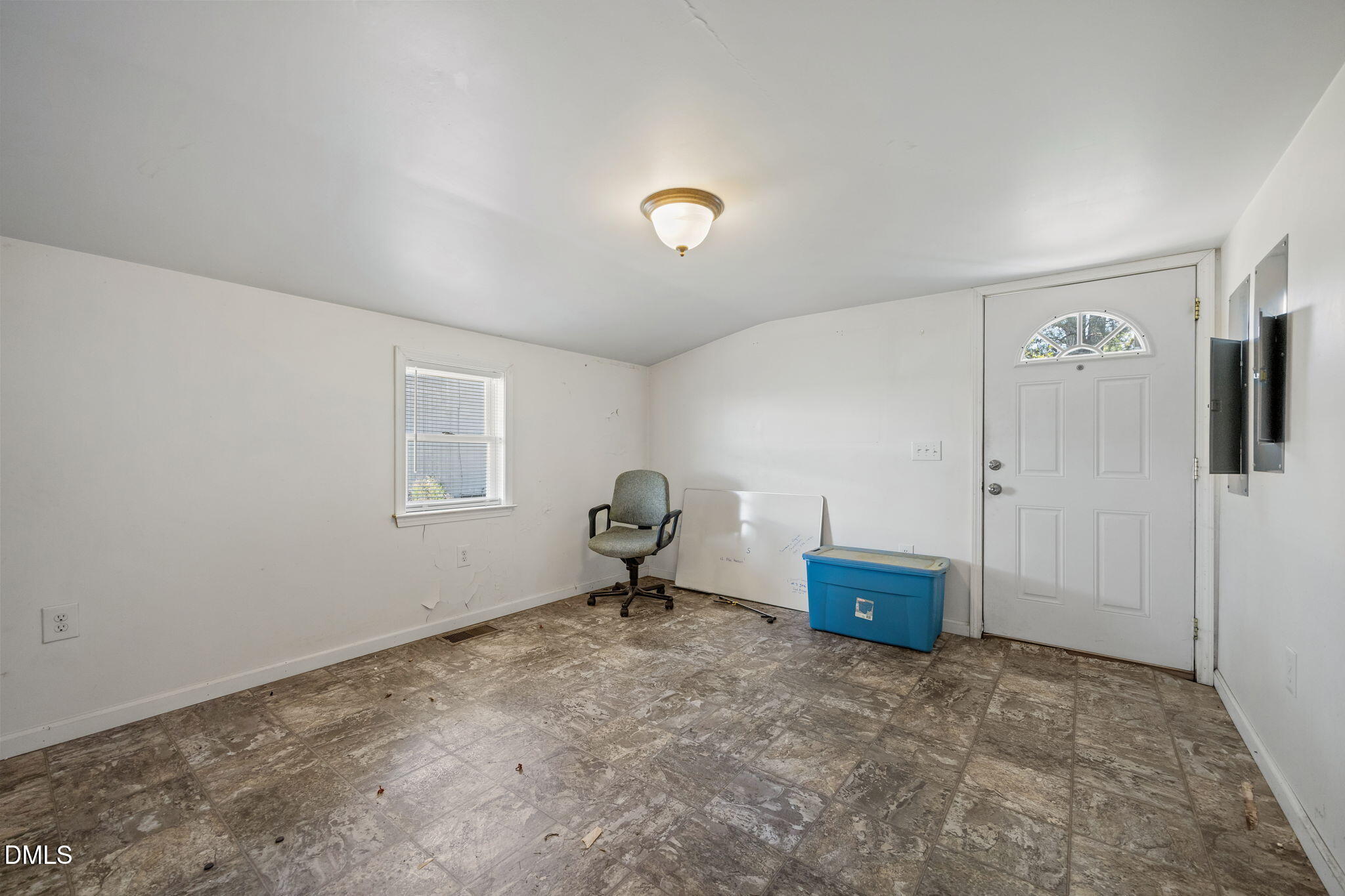 754 5 Points Road Benson, NC 27504 - Photo 26 of 28 24-web-or-mls-IMG_1511