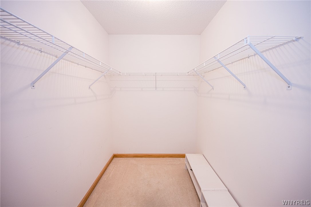 5 Alexander Parkway Pendleton, NY 14120 - Photo 20 of 49 Master bedroom walk-in closet
