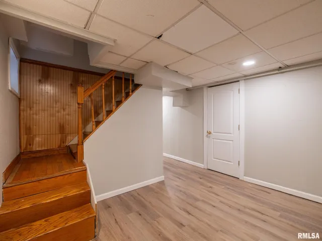 $187,000 | 943 Northeast Glen Oak Avenue, Peoria, IL 61603