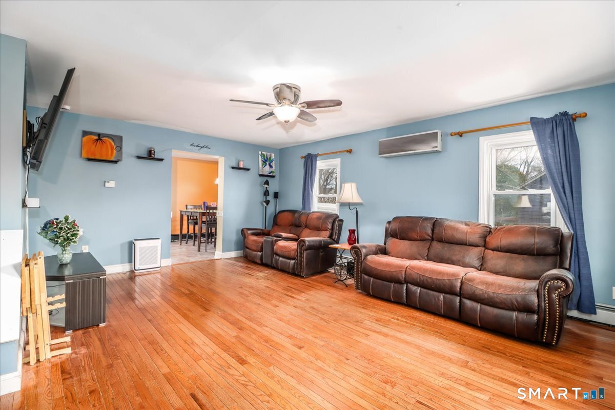 2 Reeds Lane Stratford, CT 06614 - Photo 13 of 34