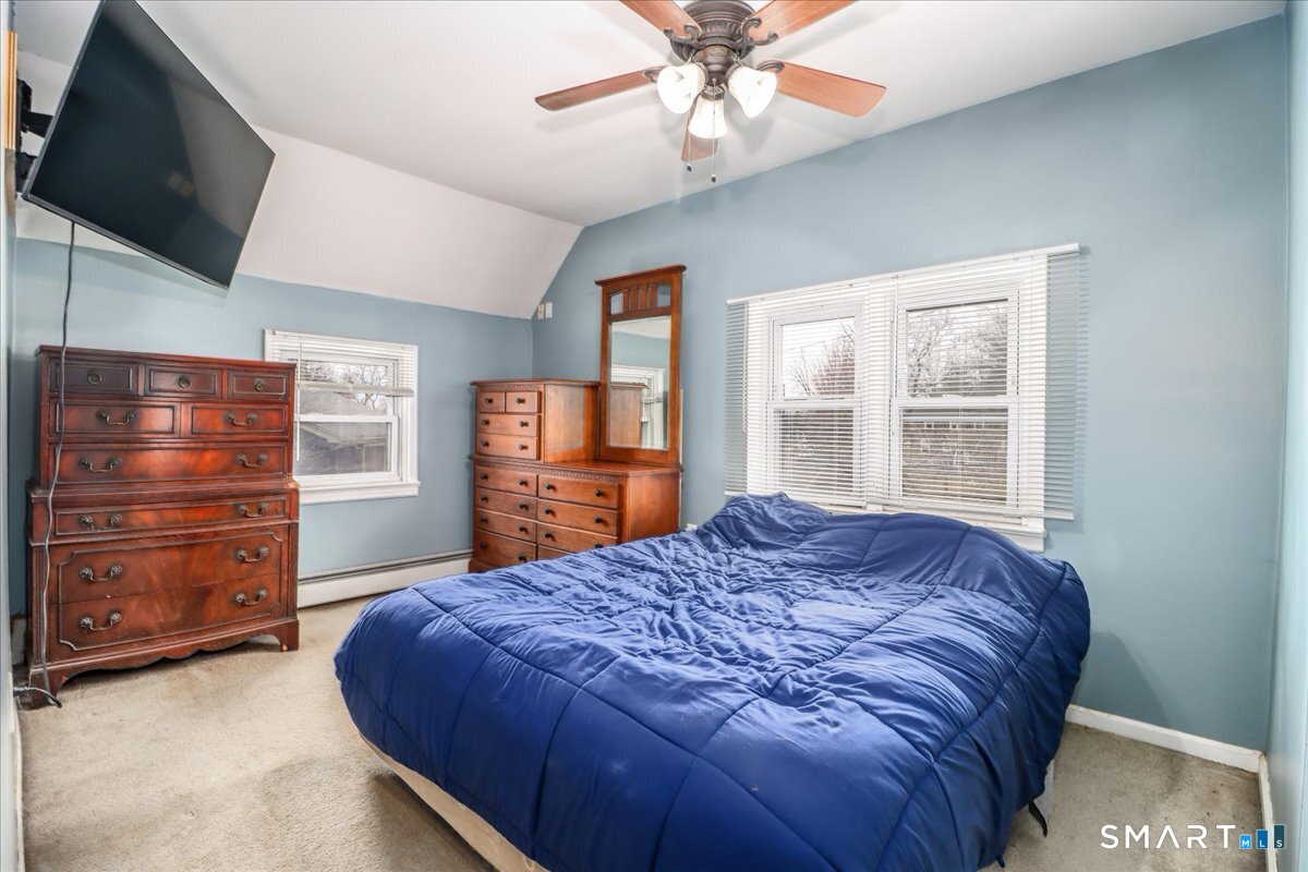 2 Reeds Lane Stratford, CT 06614 - Photo 21 of 34
