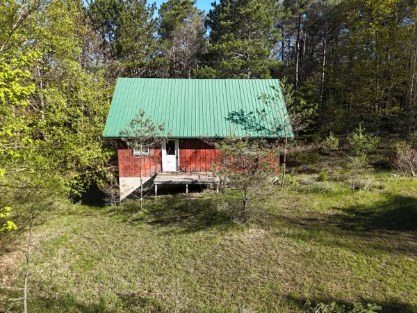 $315,000 | 928 Pilgrim Highway, Frankfort, MI 49635