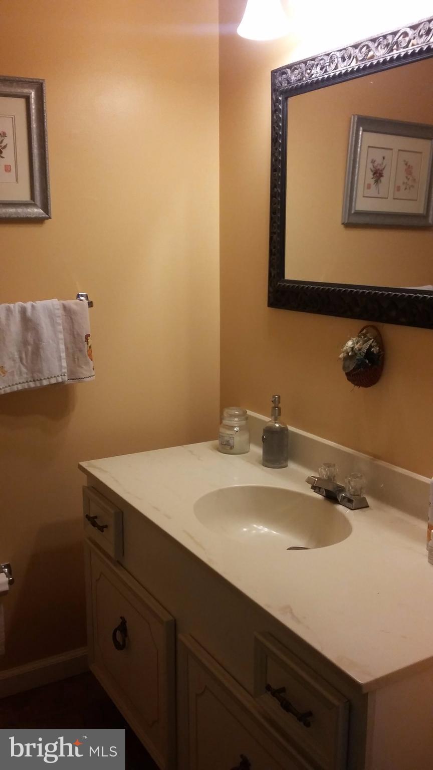 11705 Whittier Road Bowie, MD 20721 - Photo 17 of 23 Bath