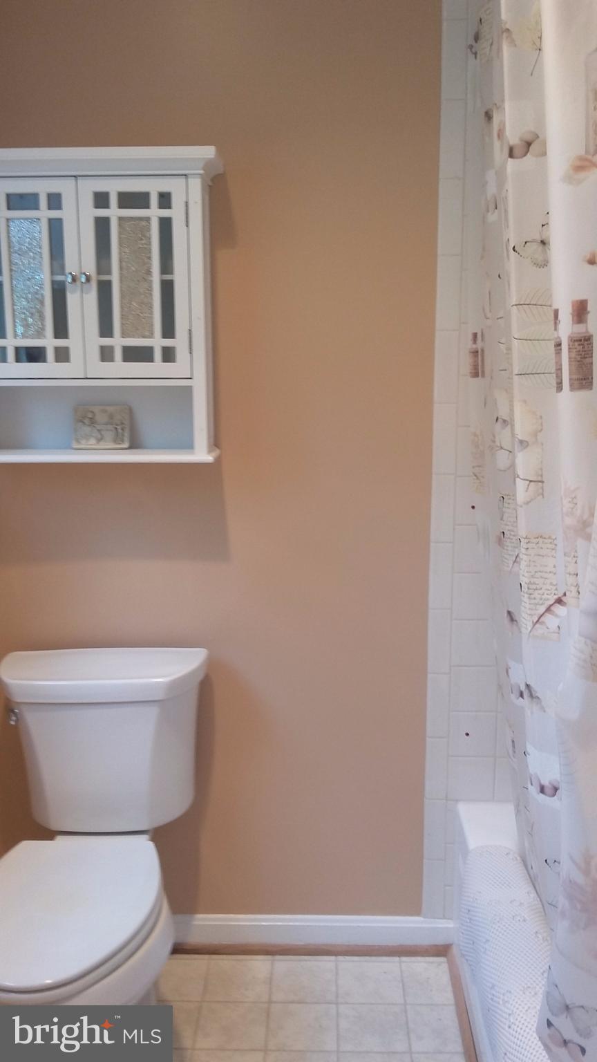 11705 Whittier Road Bowie, MD 20721 - Photo 6 of 23 Bath (Master)