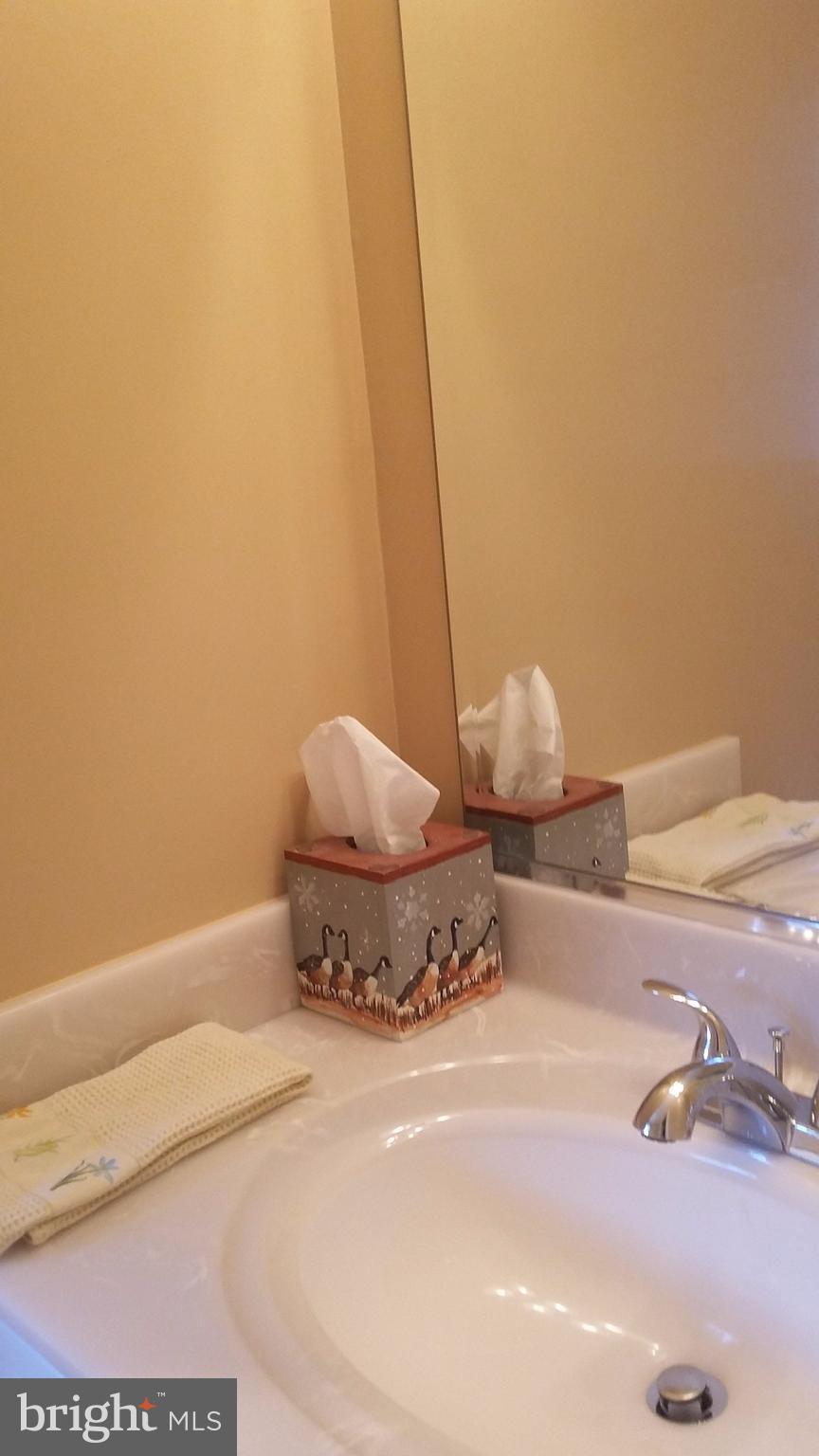 11705 Whittier Road Bowie, MD 20721 - Photo 7 of 23 Bath (Master)