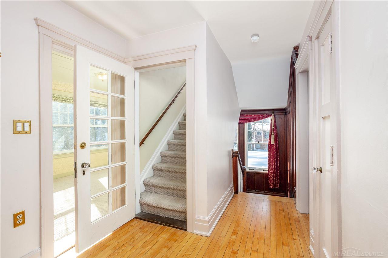 167 Moross Road Grosse Pointe, MI 48236 - Photo 40 of 71 50065932-39.JPG