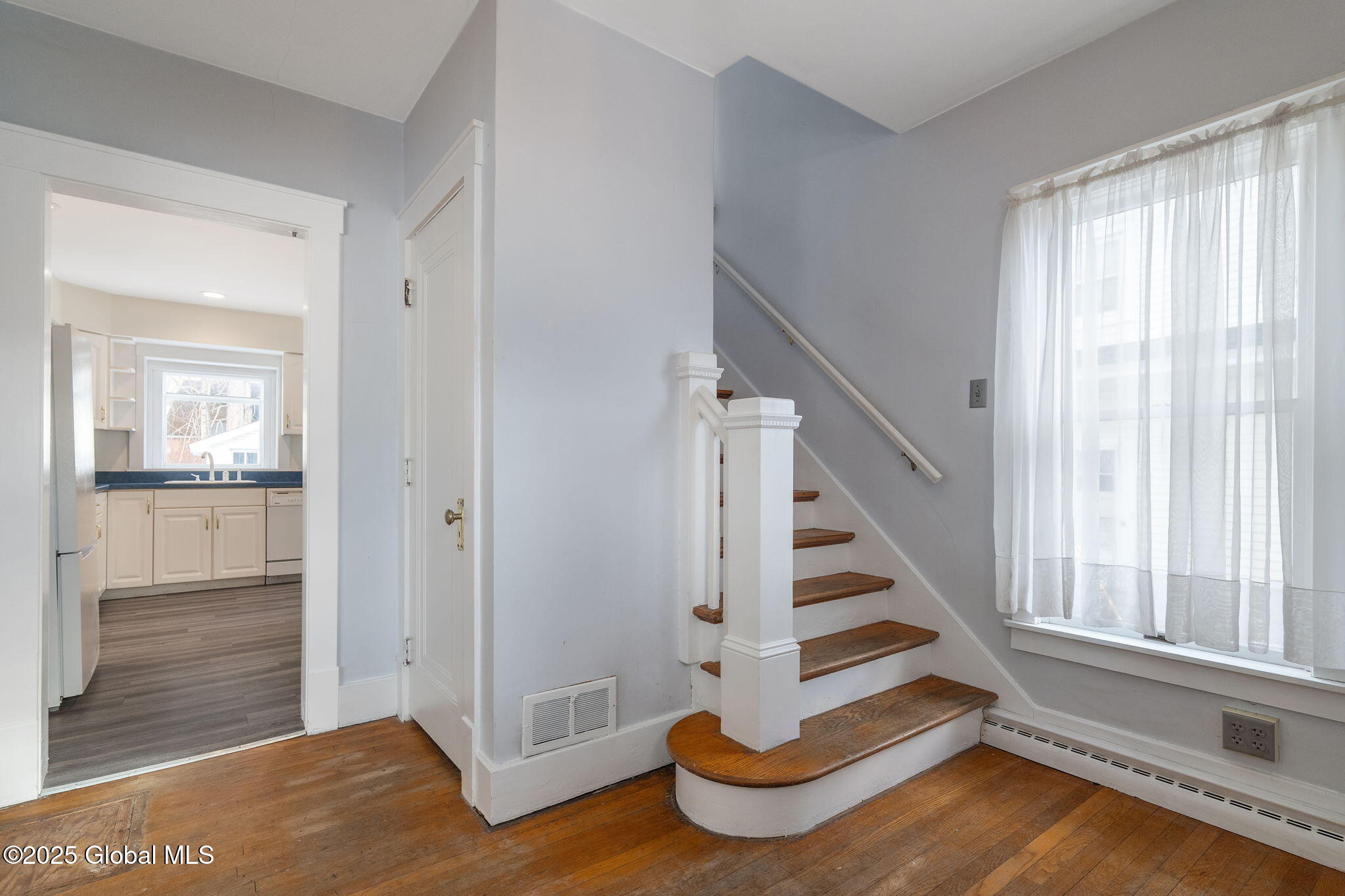 118 Clinton Circle Cobleskill, NY 12043 - Photo 5 of 42 5-118ClintonCir_05