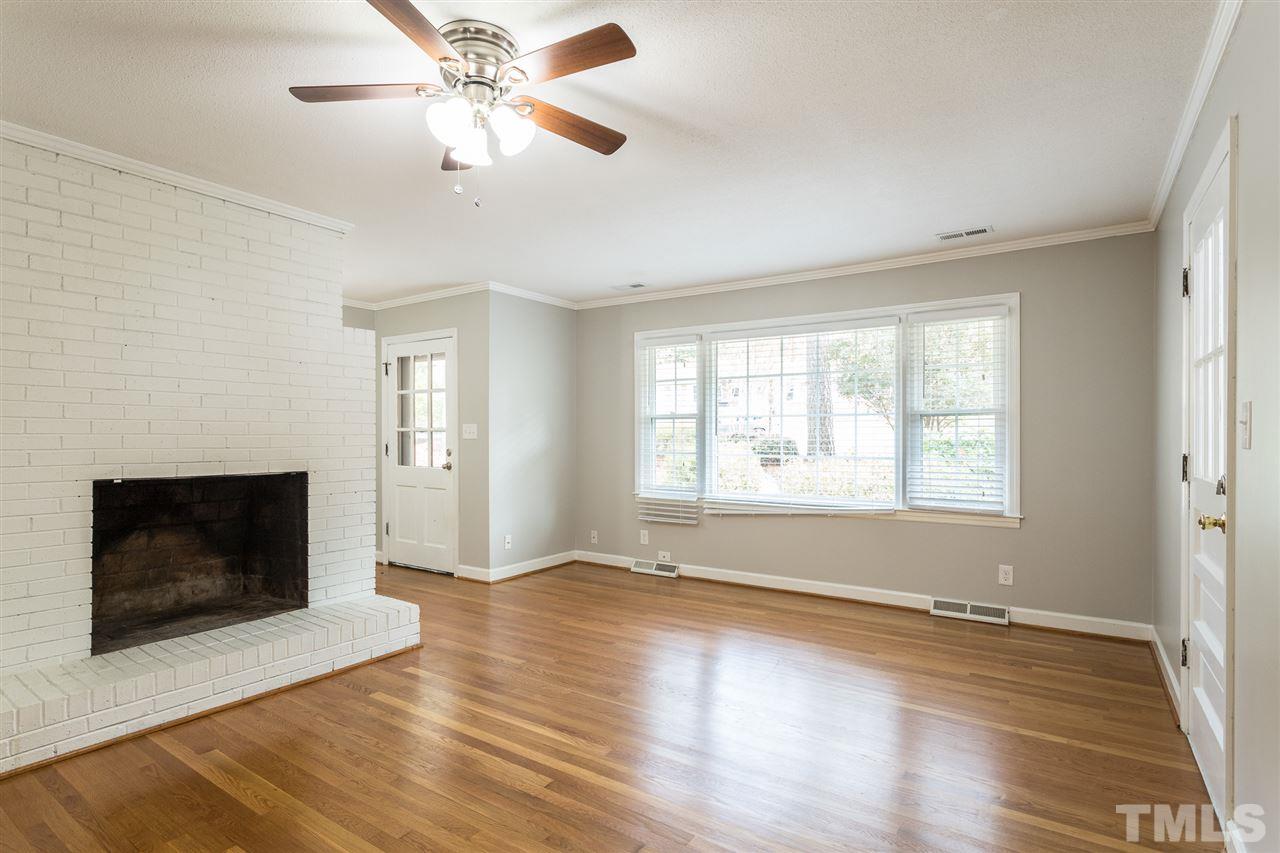 115 Lexington Road Chapel Hill, NC 27516 - Photo 9 of 30 Gallery Image 9