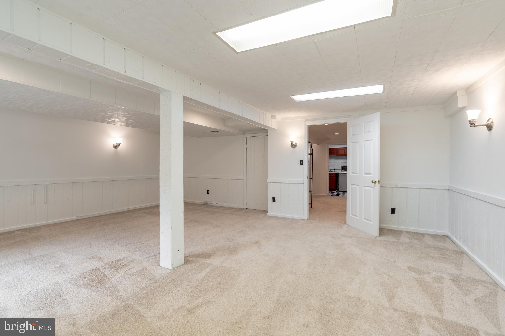 8712 Fox Run Potomac, MD 20854 - Photo 35 of 49 a view of an empty room