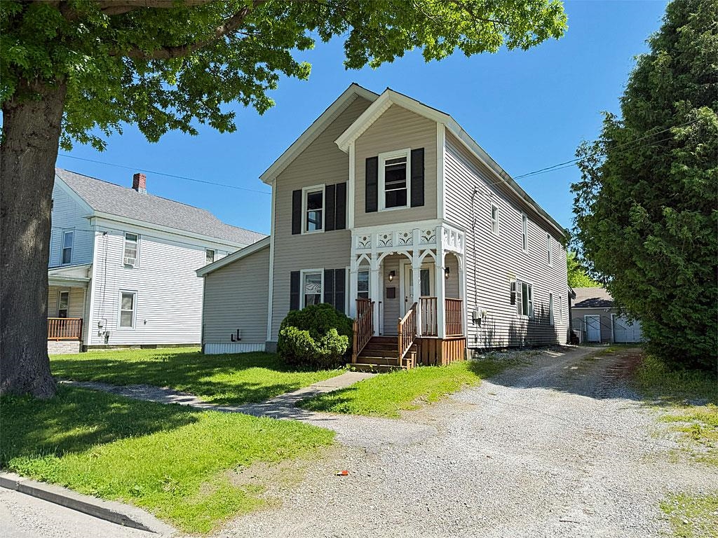 80 Crescent Street Rutland, VT 05701 - Photo 2 of 40
