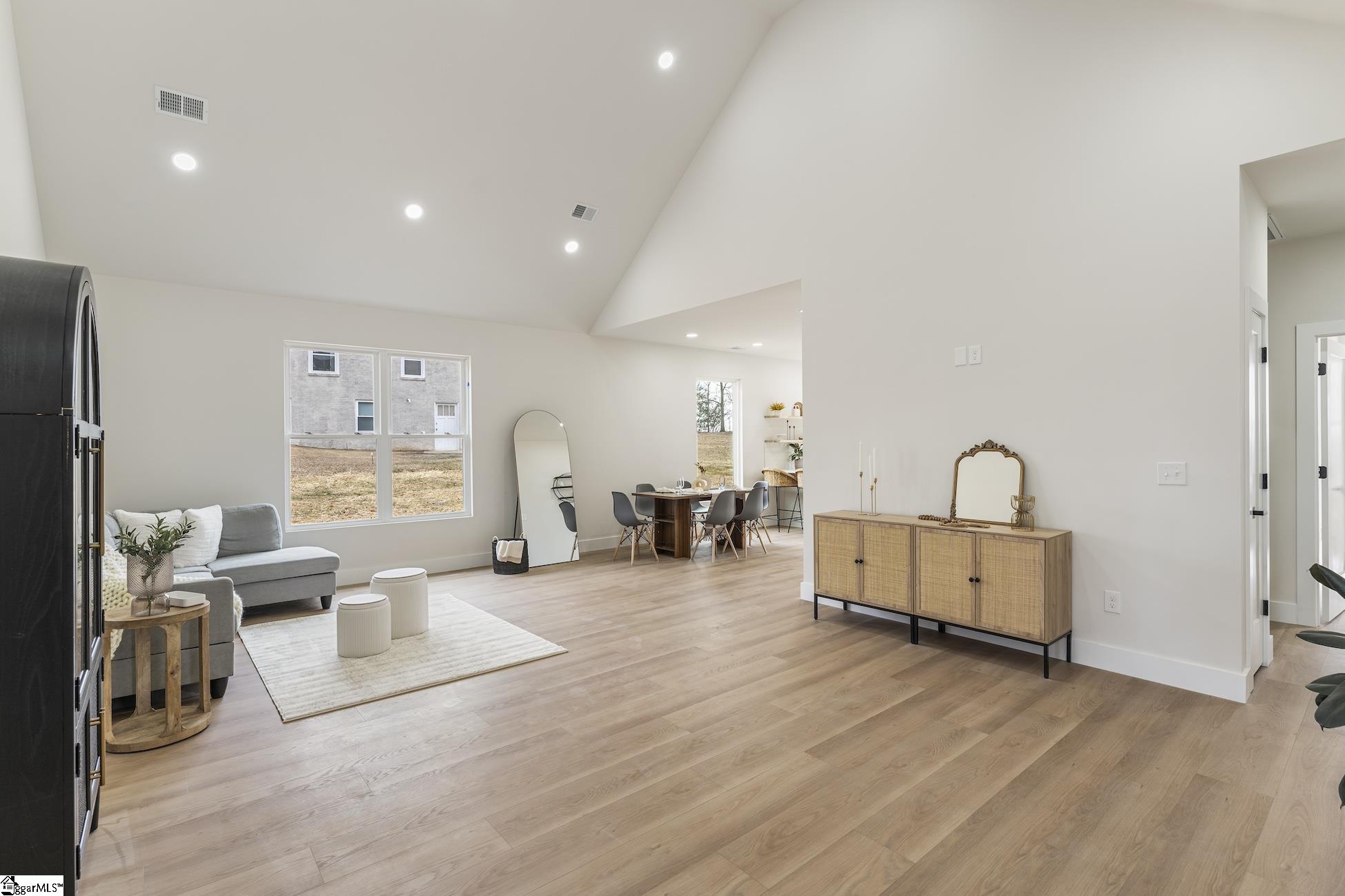 215 Sunset Drive Easley, SC 29640 - Photo 3 of 30