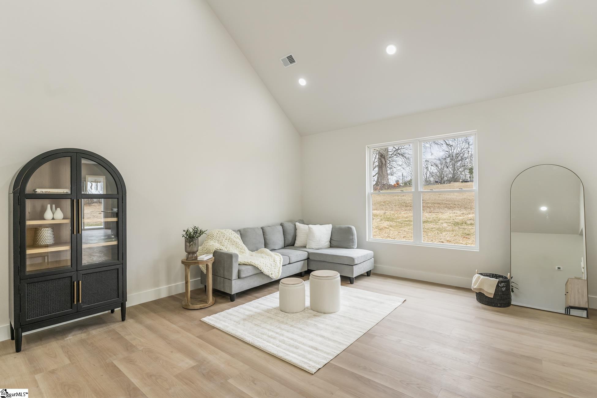 215 Sunset Drive Easley, SC 29640 - Photo 4 of 30