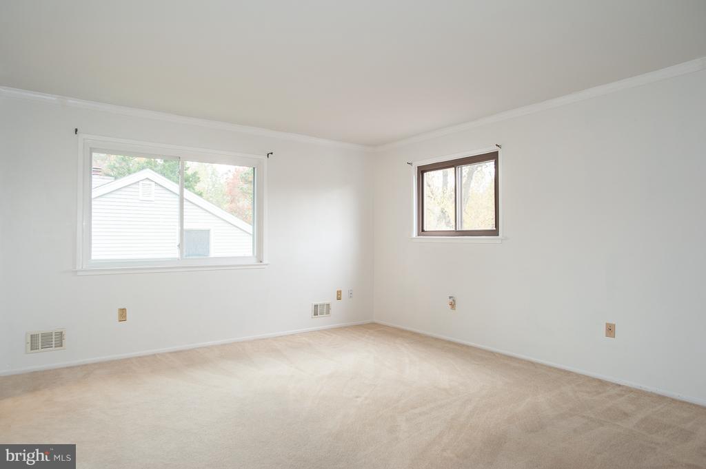 4501 Flintstone Road Alexandria, VA 22306 - Photo 18 of 26 Master Bedroom