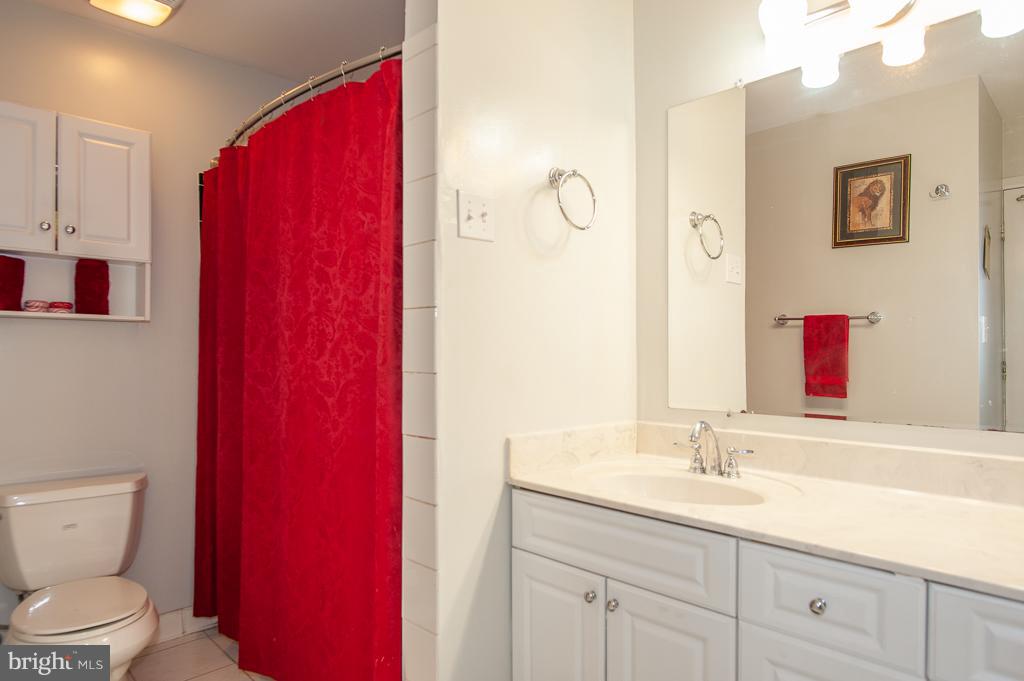4501 Flintstone Road Alexandria, VA 22306 - Photo 21 of 26 Master Bath