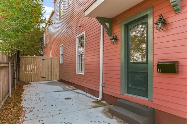 $2,395 | 244 Olivier Street, Unit 1A, New Orleans, LA 70114
