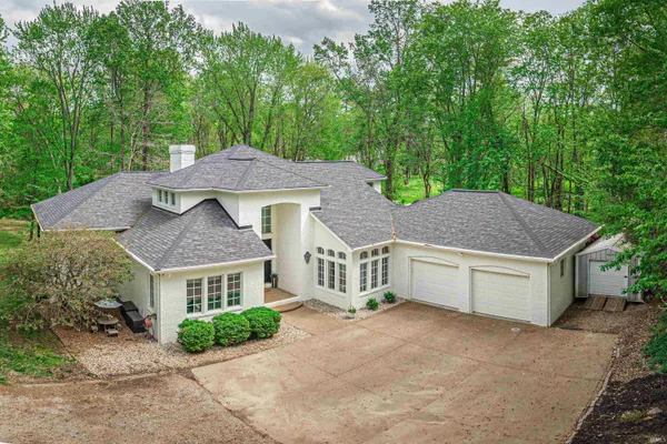 $615,000 | 960 Timberland Lane, Evansville, IN 47710