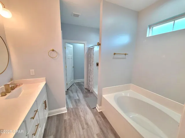 $2,300 | 2609 Outlaws Way, Panama City, FL 32405